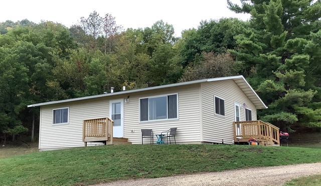 Country home-just steps from Coon Creek and a short drive to Mississippi River