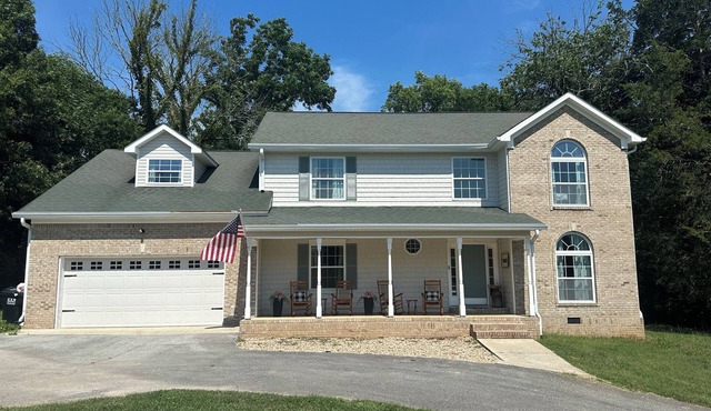 Country Home near Chattanooga, Harrison Bay, Howe Farms, and Gray Dove venues!