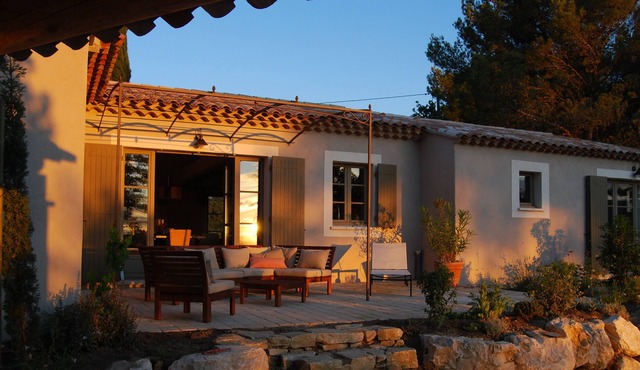 Country Home- Total Reno. Near Gordes. Pool & Olive Grove