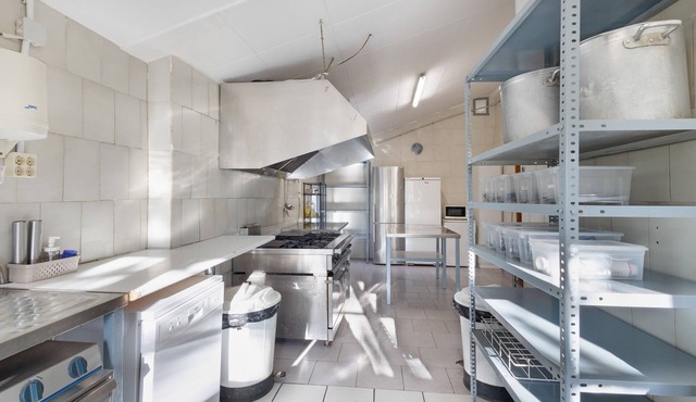 Country House 'Cal Caló' with Mountain View, Private Pool and Wi-Fi