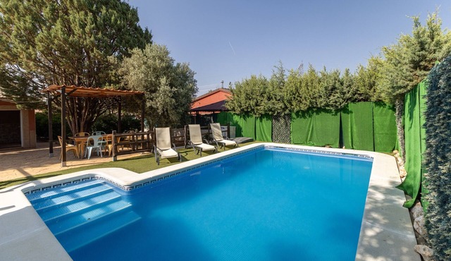 Country House 'Casa Fina' with Private Pool, Shared Terrace and Wi-Fi