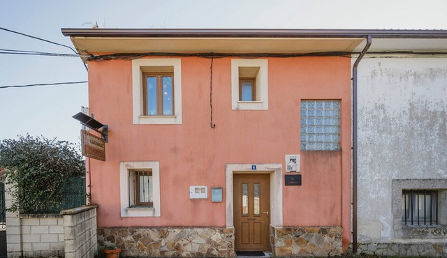 Country House 'La Cabaña' with Mountain View, Private Garden and Wi-Fi