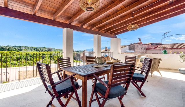 Country House 'Uelo' with Mountain View, Wi-Fi and Air Conditioning