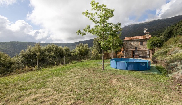 Country House 'Masia' with Mountain View, Private Pool and Wi-Fi