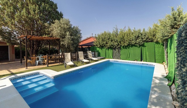 Country House 'Casa Fina' with Private Pool, Shared Terrace and Wi-Fi