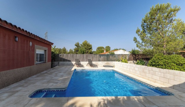 Country House 'Casa Fina' with Private Pool, Shared Terrace and Wi-Fi