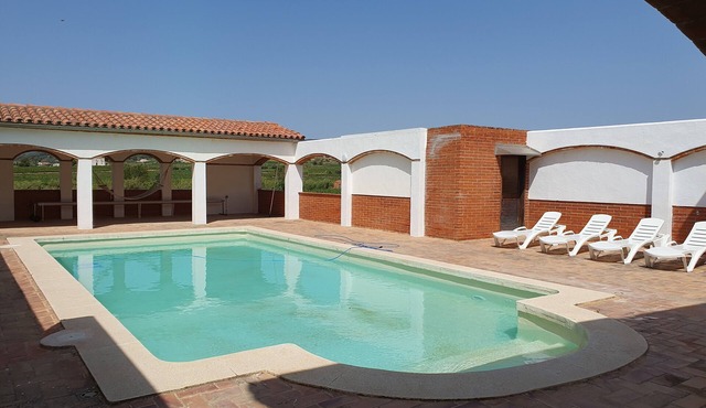 Country House 'Cal Eloi Janet' with Mountain Views, Private Pool and Wi-Fi