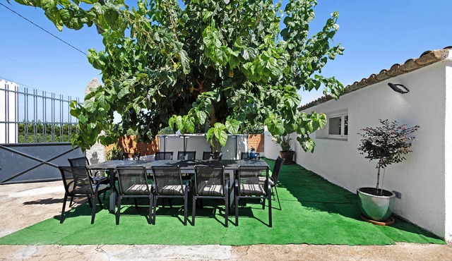 Country House 'Cal Peret Miquelet' with Mountain View, Private Pool and Wi-Fi