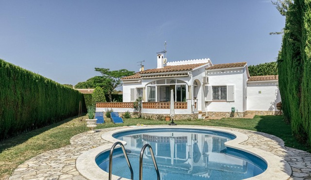 Country House 'Finca Pinca' with Mountain View, Wi-Fi and Air Conditioning