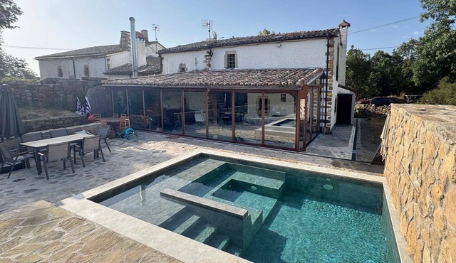Country House 'Villa Rural El Molino Blanco' with Mountain View, Wi-Fi and Air Conditioning