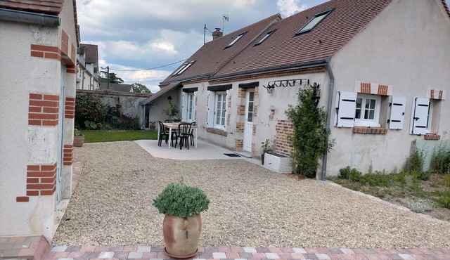 Country house between loire and sologne