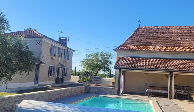 Country house in the heart of the bearn180 m2