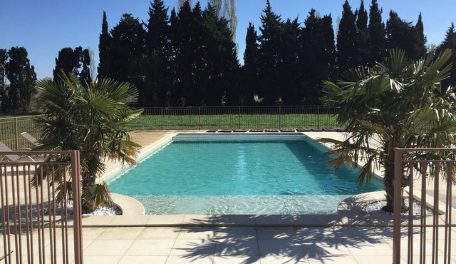 COUNTRY HOUSE 2 STEPS FROM THE CITY