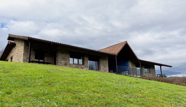 Country House 'Amama' with Mountain View, Private Pool and Private Garden
