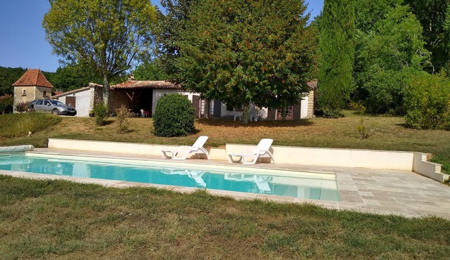 Country house and independent dovecote