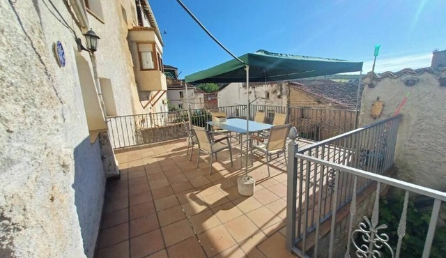 Country House 'Apartamento Luna' with Private Terrace and Wi-Fi