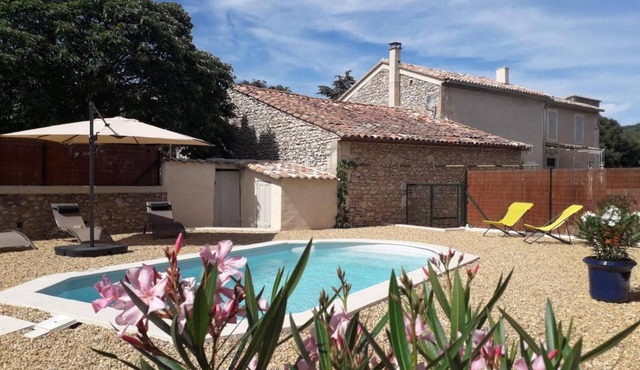 Country House 'Au Pied De La Montagne' with Mountain View, Wi-Fi and Air Conditioning