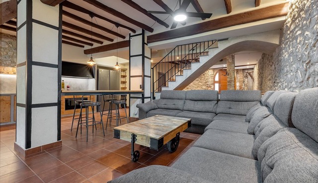 Country House 'Ca L'Arcadi - Alforja' with Mountain View, Private Pool and Wi-Fi