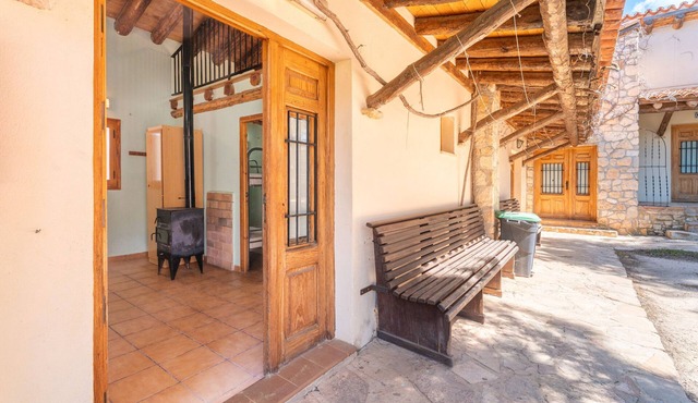 Country House 'Cabañas Rusticas 3' with Mountain View, Shared Pool and Wi-Fi