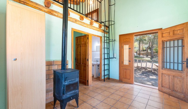Country House 'Cabañas Rusticas 8' with Mountain View, Shared Pool and Wi-Fi