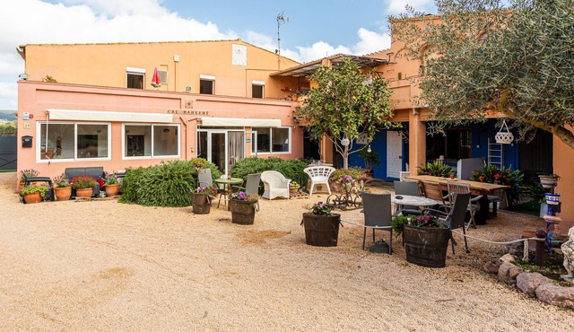 Country House 'Cal Marxant' with Private Garden, Wi-Fi and Air Conditioning