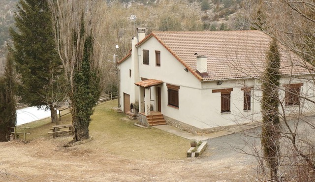 Country House "Cal Pastor 9 pax" with Mountain View, Pool, Wi-Fi, Terrace & Garden