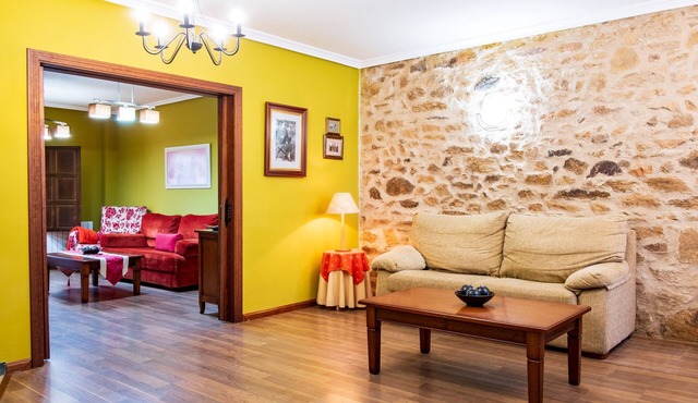 Country House 'Casa Rural Doña Manuela' with Private Terrace, Private Garden and Wi-Fi