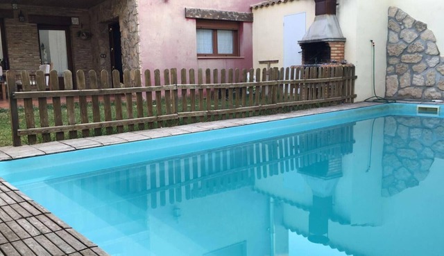 Country House 'Casa Las Almenadas' with Private Pool, Wi-Fi and Air Conditioning