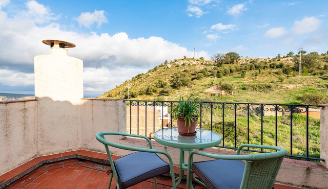 Country House 'Casa Lino' with Mountain View, Private Terrace and Wi-Fi