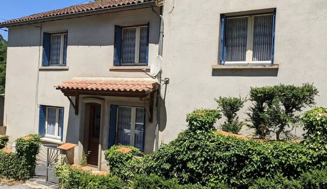 Country House – Comfort, Private Garden, and a Nature Retreat in Cambounès