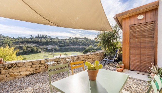 Country House 'El Paller De Cal Dominguet' with Private Terrace, Wi-Fi and Air Conditioning