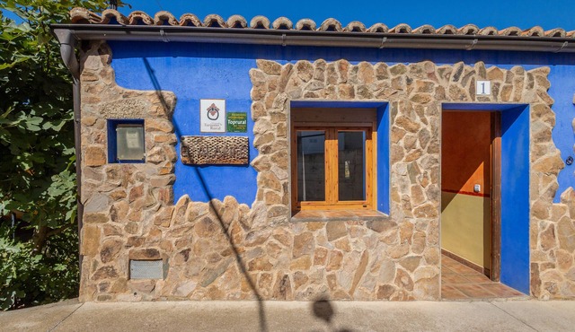 Country House 'El Alarife' with Mountain Views, Wi-Fi and Air Conditioning