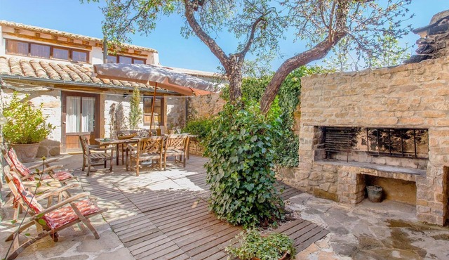 Country House 'El Rincón De Los Frailes' with Mountain View, Private Terrace and Wi-Fi