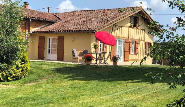 Country house, enclosed garden.