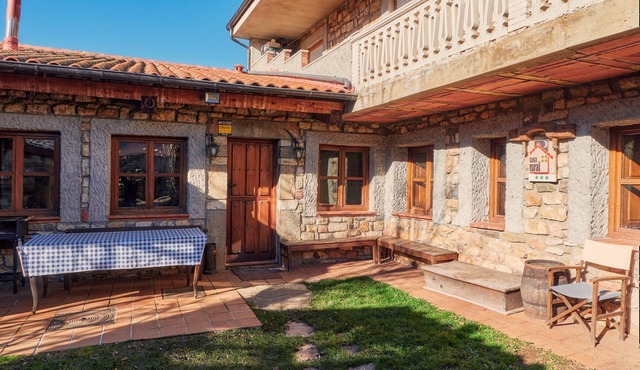 Country House 'Aldaron' with Mountain View, Private Garden and Wi-Fi