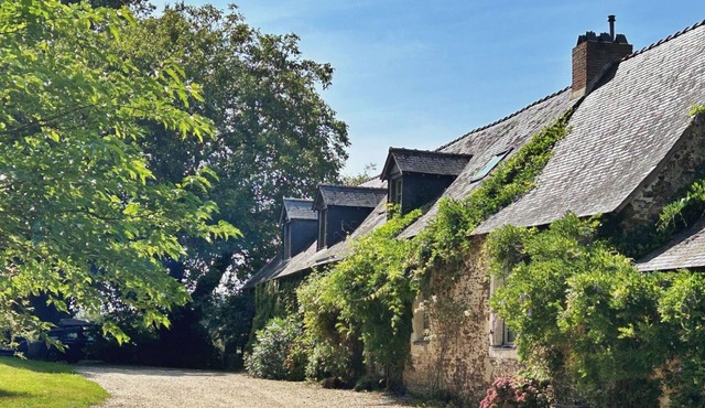 Country house for 8 guests with games and fruit garden