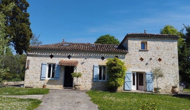Country house on the outskirts of the village