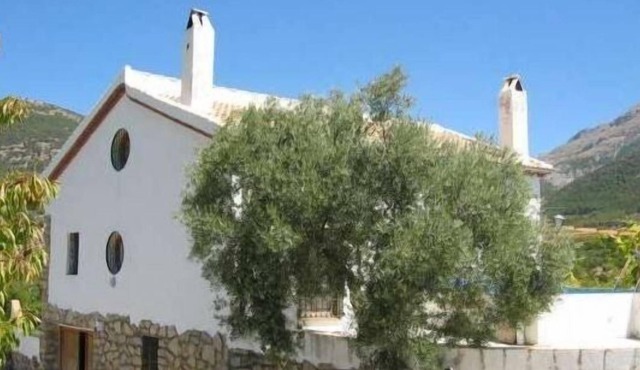 Country house (full rental) La Sierra. For 6 people.