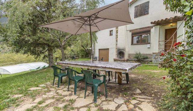 Country House 'Gran Company' with Lake Views, Wi-Fi and Air Conditioning