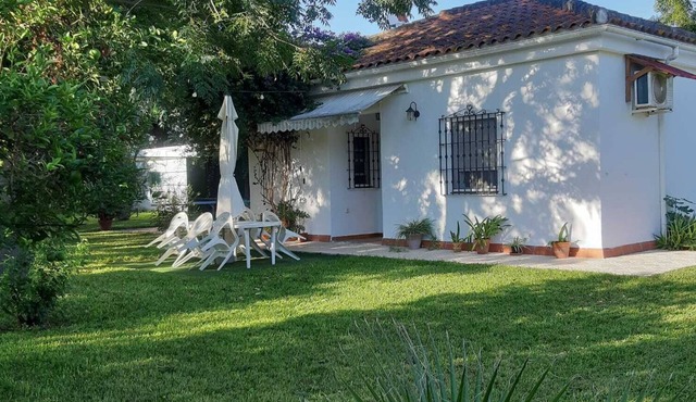 COUNTRY HOUSE IN SEVILLA WITH POOL