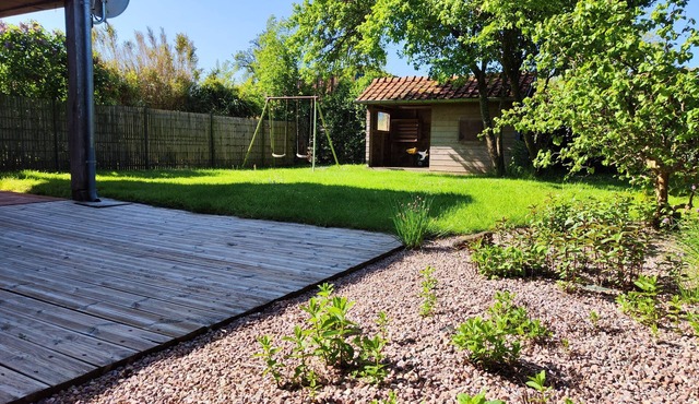Country house in the heart of a market garden