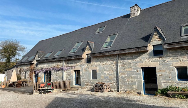 Country House 'Kerdrean' with Shared Terrace and Wi-Fi