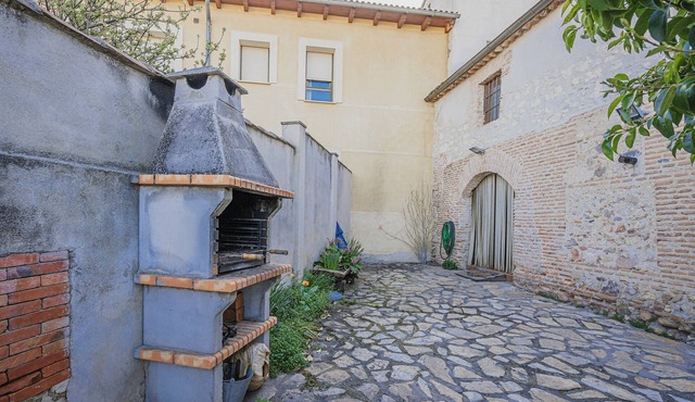 Country House 'La Casería 1' with Private Garden and Wi-Fi