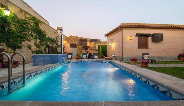 Country House 'La Casa De Las Flores' with Mountain View, Wi-Fi and Air Conditioning