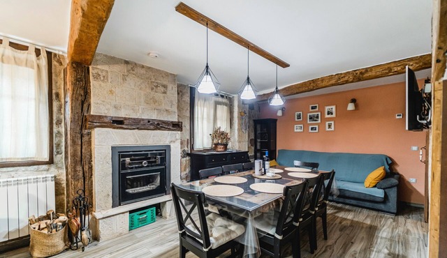 Country House 'La Genciana' with Mountain View and Wi-Fi