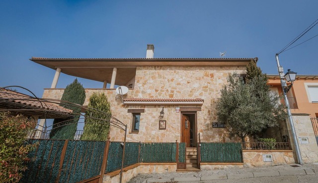 Country House 'La Panera' with Mountain View, Private Terrace and Wi-Fi