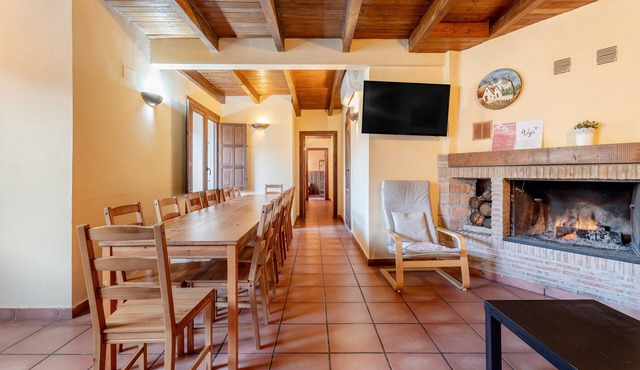 Country House 'La Posada' with Mountain View, Wi-Fi and Air Conditioning