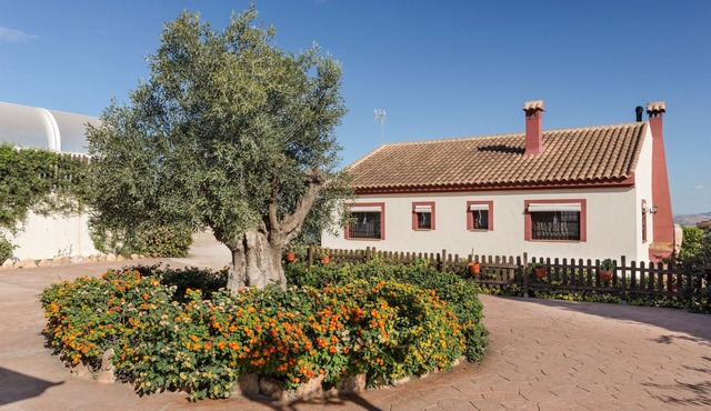 Country House 'La Tinaja' with Mountain View, Wi-Fi and Air Conditioning