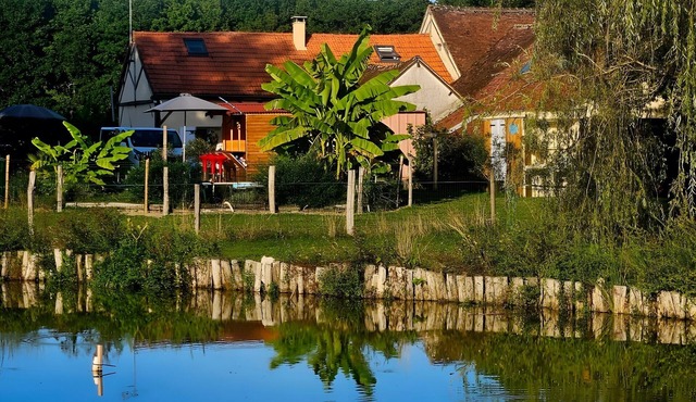 Country House 'La Zibetterie' with Private Pool, Terrace, and Wi-Fi