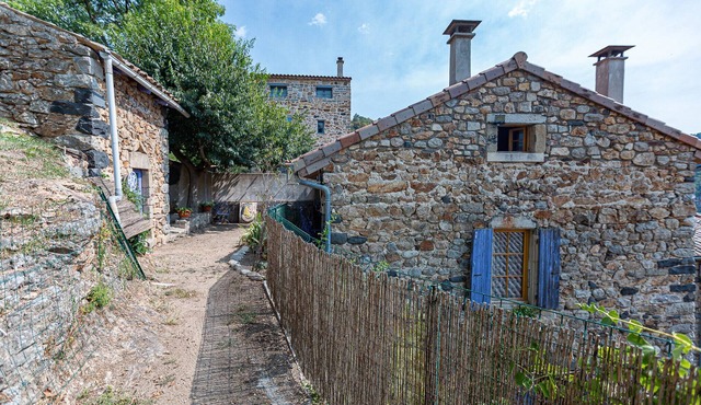Country House 'Le Bacci' with Mountain View, Private Garden and Wi-Fi